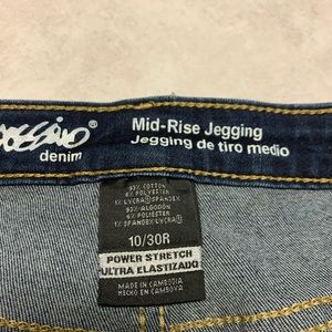 Mossimo mid rise skinny jeans